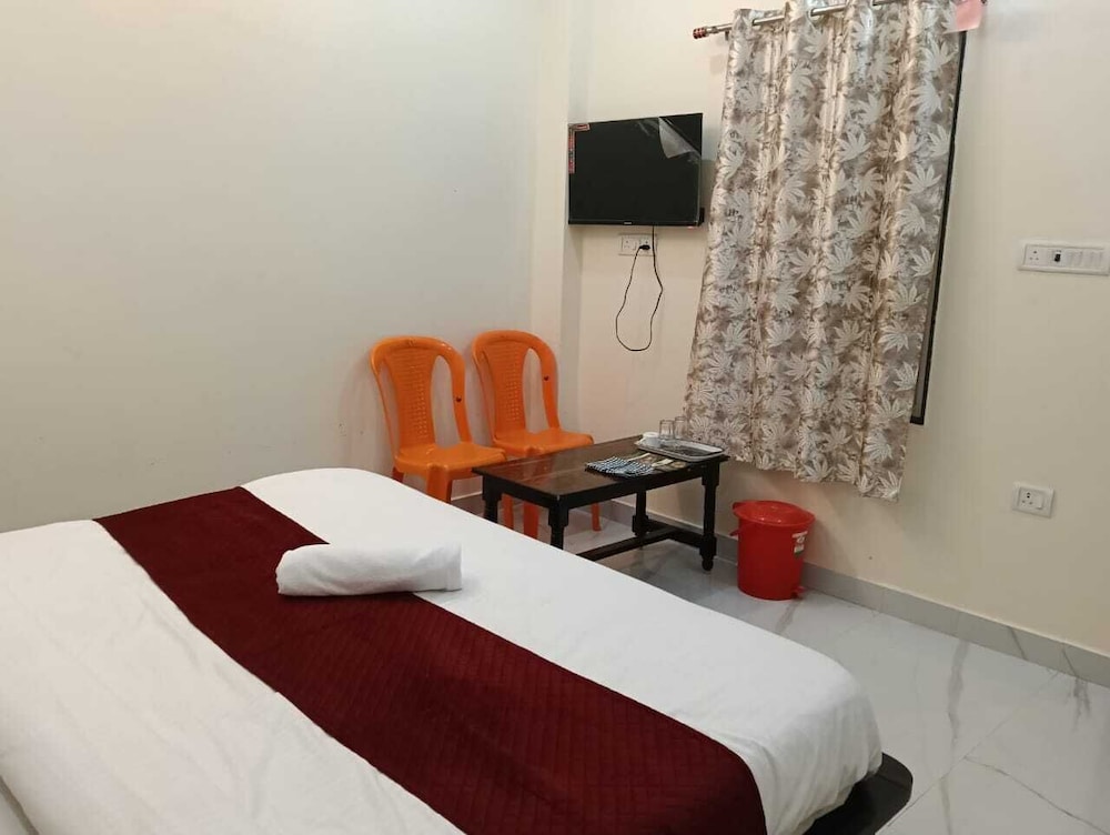 Staylo Abhinandan Palace in Ajodhya, India