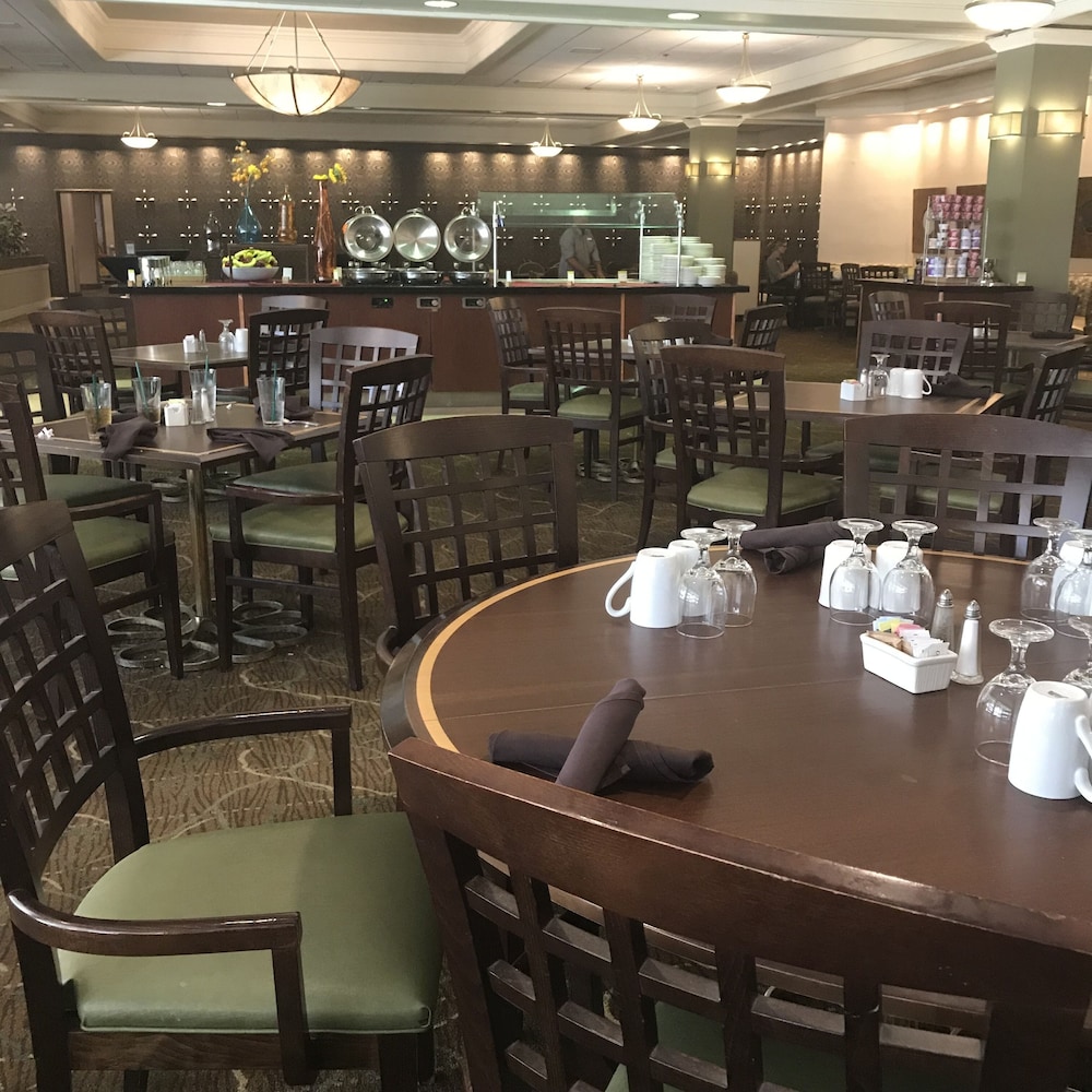DoubleTree by Hilton Omaha Downtown - photo 40