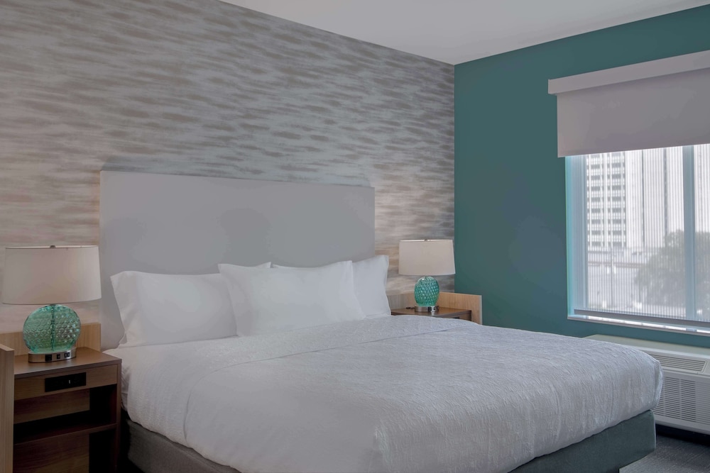 Home2 Suites by Hilton Jacksonville Downtown - photo 16