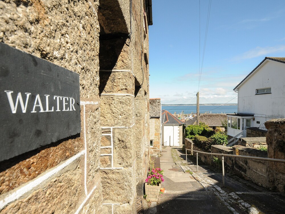 Walter — 4-Star Luxury Hotel in Penzance, United Kingdom