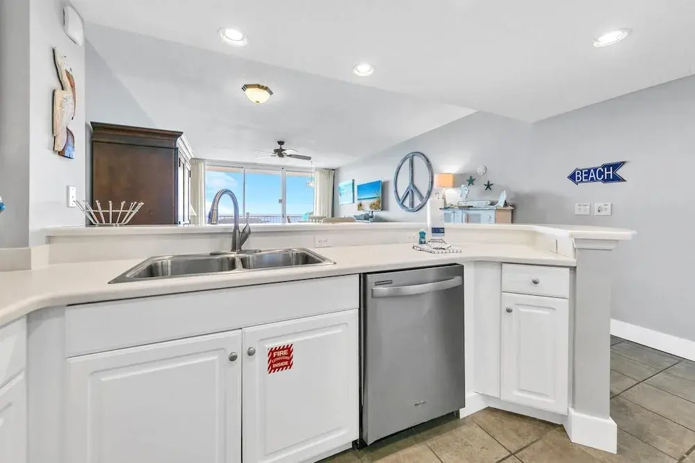 Majestic Beach Towers #2 1203 - photo 21
