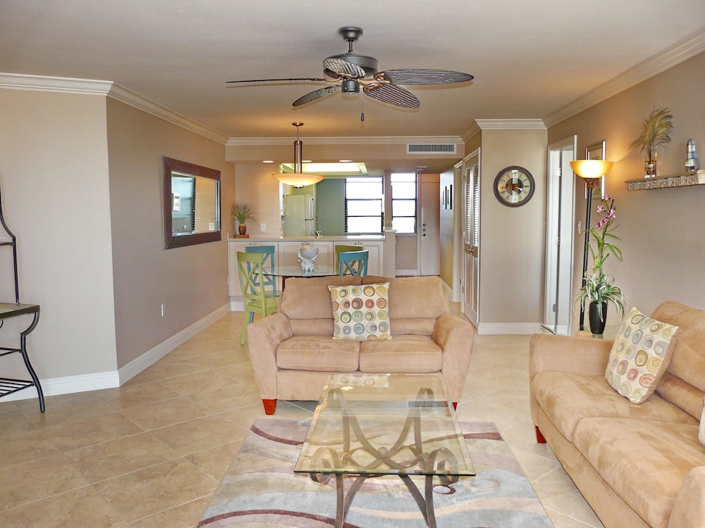 South Seas Tower 4 704 - photo 7