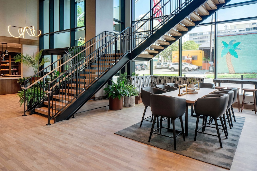 Hilton Garden Inn Austin University Capitol District - photo 3