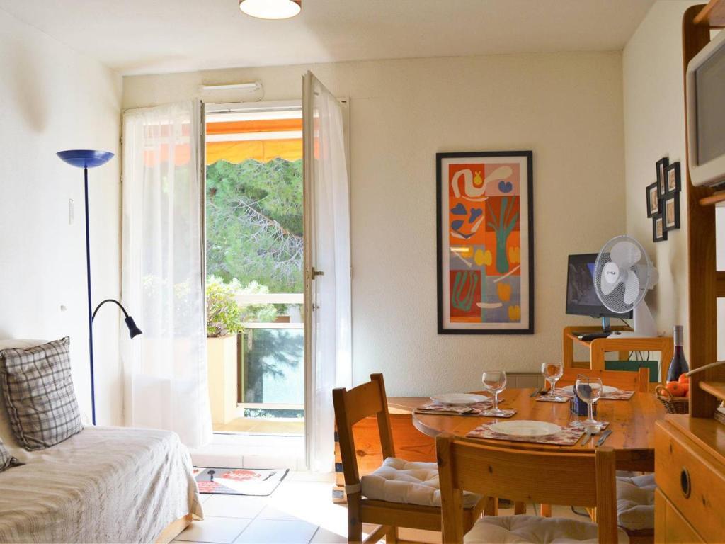 Appartement Bormes les Mimosas 3 pièces 4 personnes FR 1 610 14 — 4-Star Luxury Hotel in Bormes-Les-Mimosas, France
