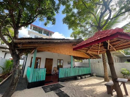 Aara Holiday Home — 4-Star Luxury Hotel in Trincomalee, Sri Lanka