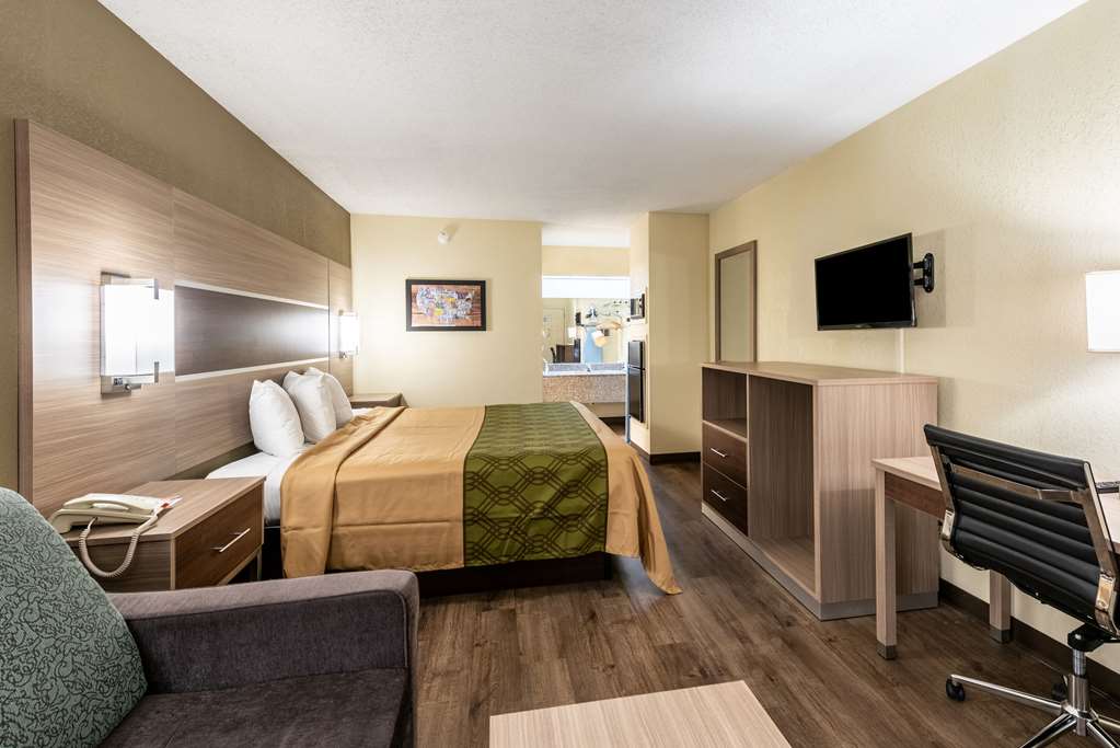 Econo Lodge Vicksburg - photo 16
