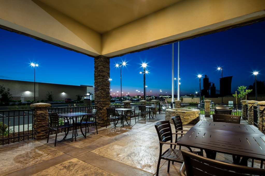 Hyatt Place Delano - photo 17