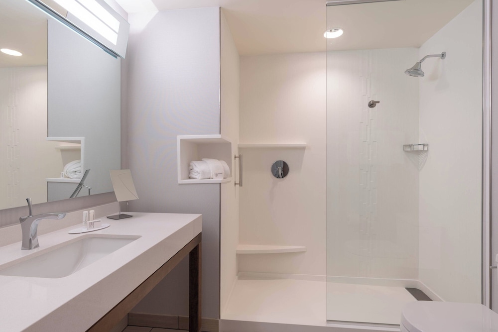 Courtyard by Marriott Thousand Oaks Agoura Hills - photo 19