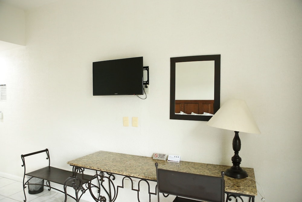 Hotel Las Palomas Tepic Express