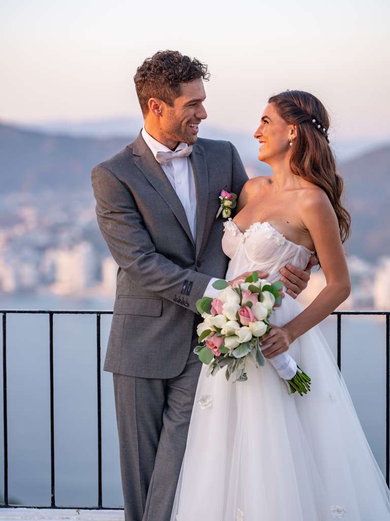 Las Brisas Acapulco Weddings