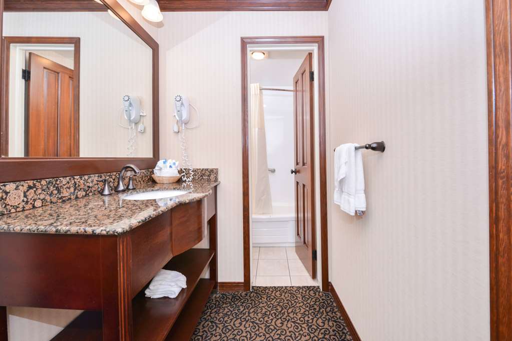 Best Western Edgewater Resort - photo 36