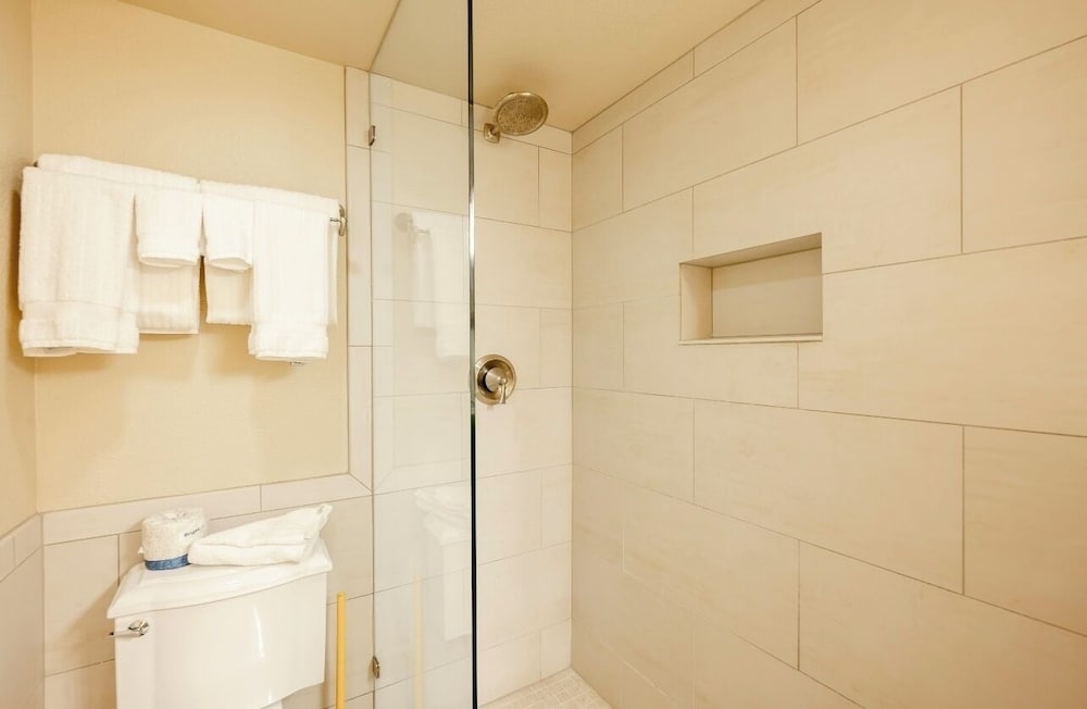 Village Point 101 - photo 29