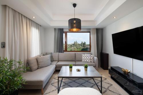 Dora 3 bedroom apartment — 4-Star Luxury Hotel in Rodos, Greece