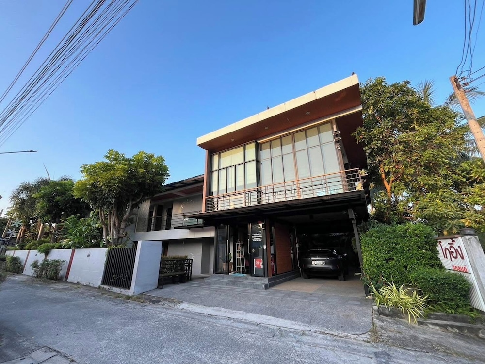 Going Grand Hotel in Nakhon Si Thammarat, Thailand