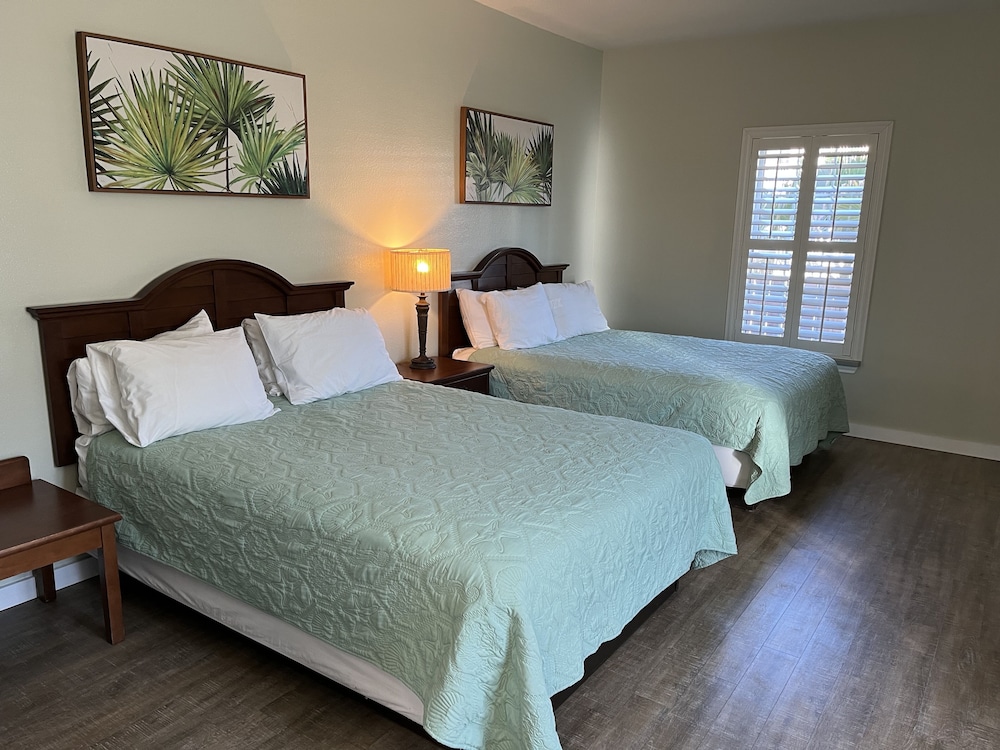 Seashell Village Resort - photo 4