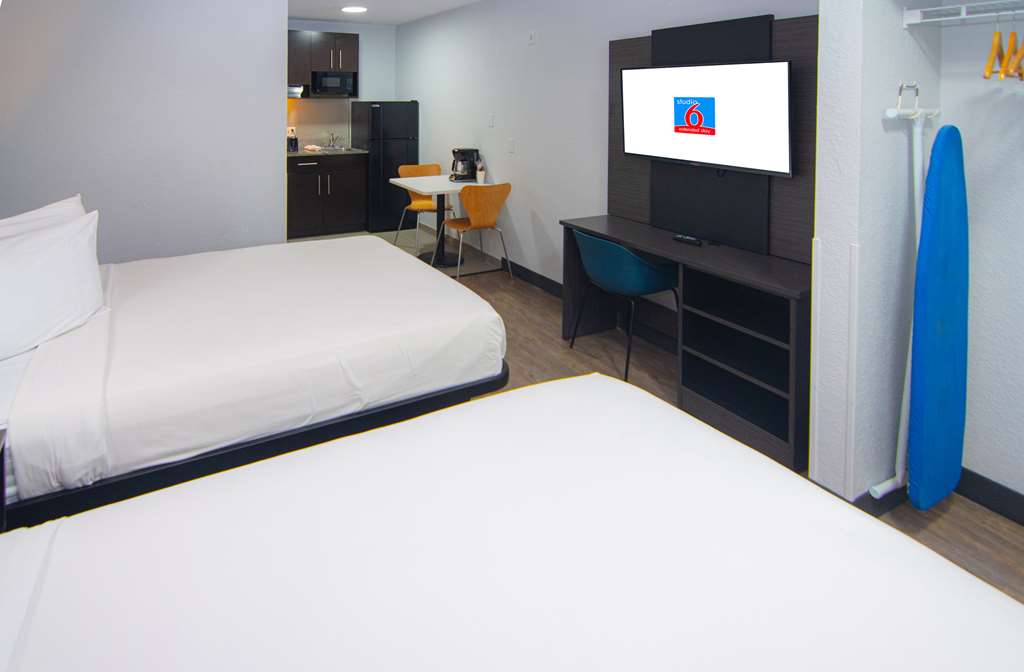 Studio 6 Extended Stay Coral Springs FL Fort Lauderdale - photo 30