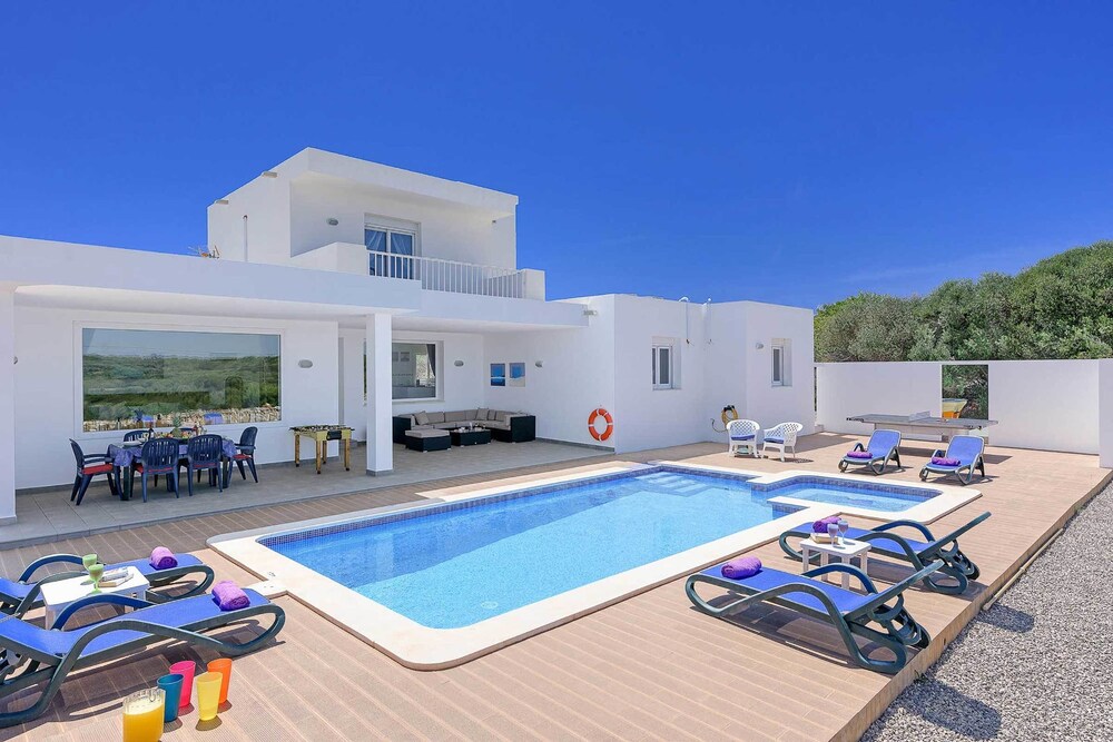 Villa Eclipse — 4-Star Luxury Hotel in Sant Lluis, Spain