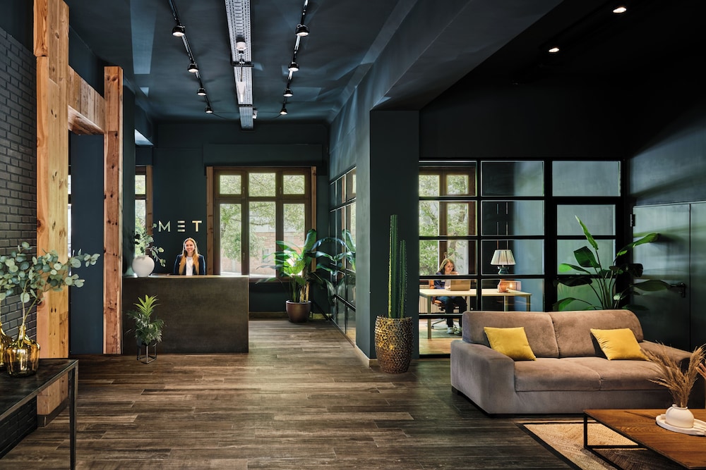 Hotel MET Pamplona in Pamplona, Spain