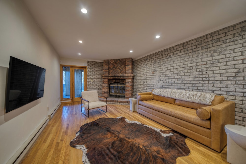 The Haüs Windham Spacious Suites Hot Tub Mountain Views - photo 68