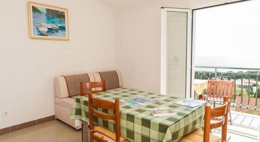 Apartments Baltazar with Sea View&Jacuzzi