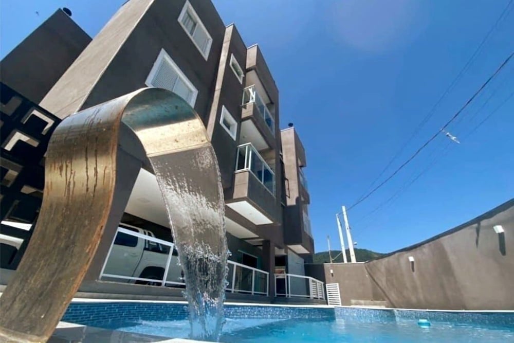 Ubatuba Prime House ap106 — 4-Star Luxury Hotel in Ubatuba, Brasil