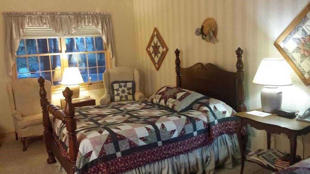 Applebutter Inn - photo 5