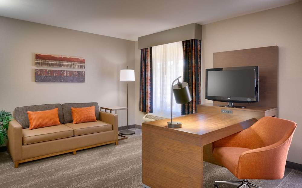 Hampton Inn & Suites Show Low Pinetop - photo 12