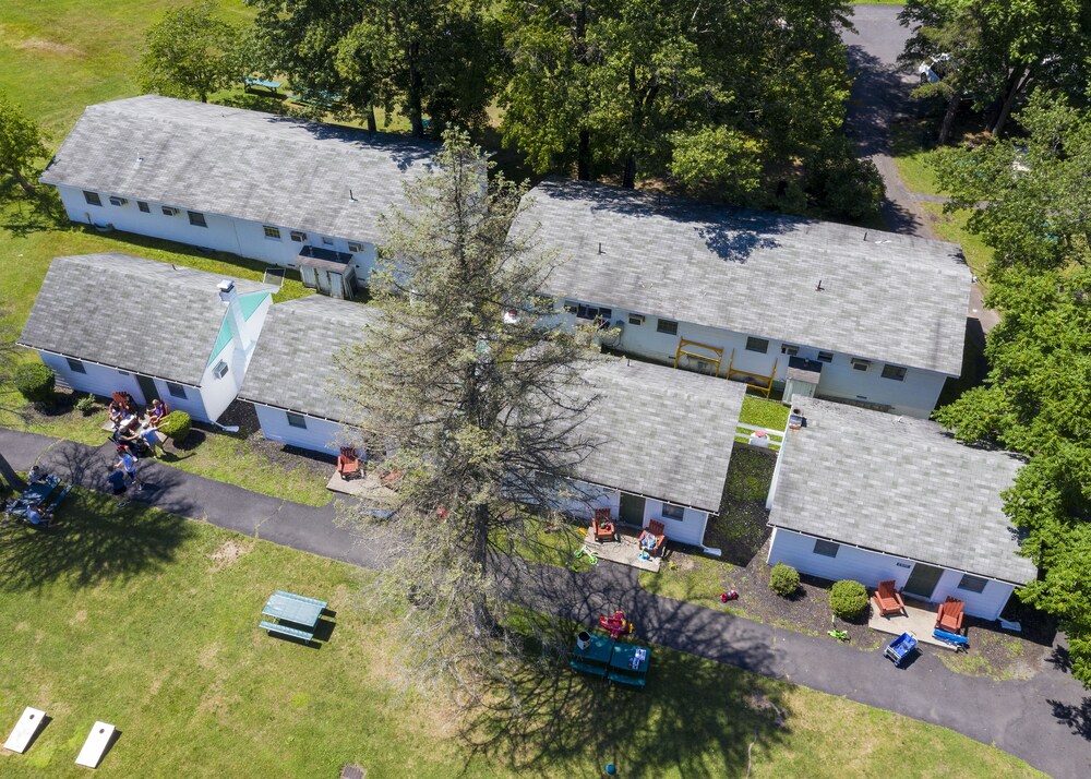 Chestnut Grove Resort - photo 60