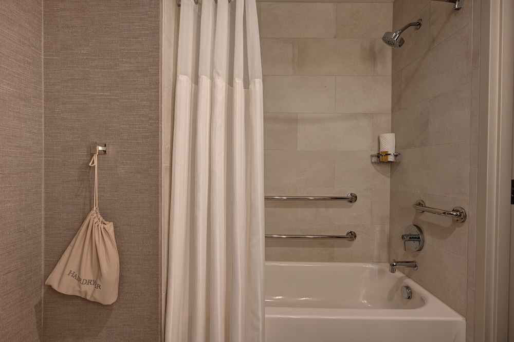 DoubleTree by Hilton Denver International Airport - photo 28