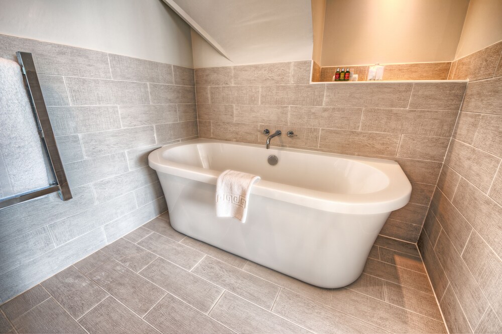 Number Four Boutique Hotel — hotel in Southsea