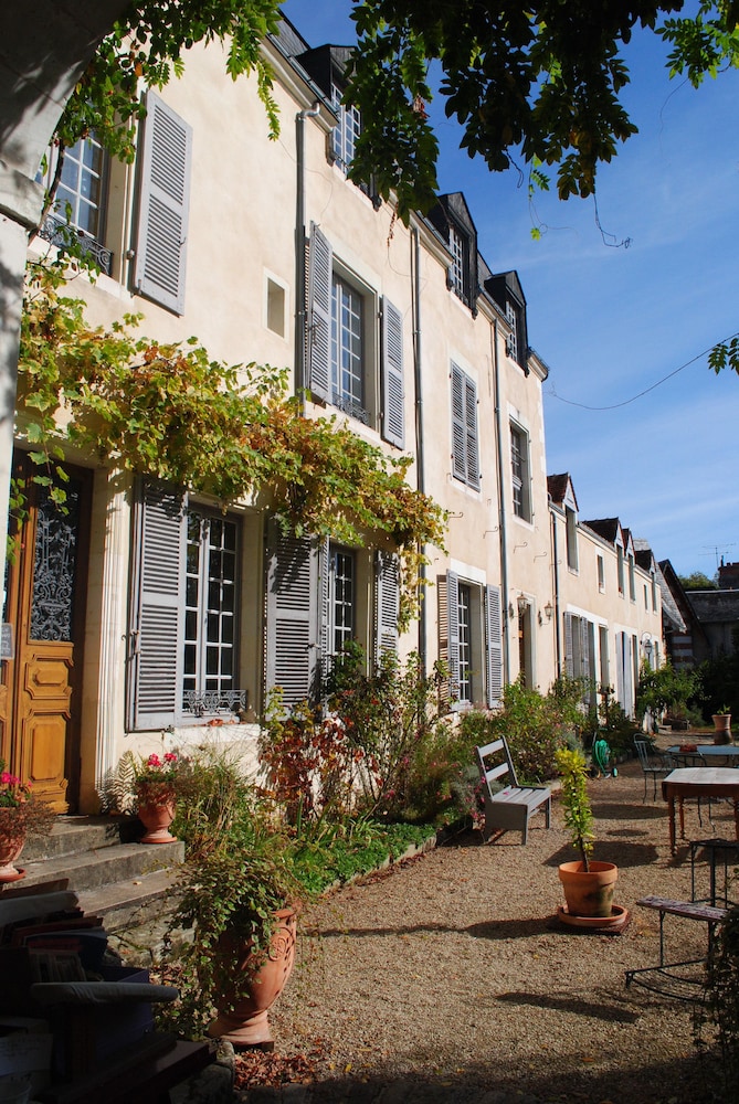 Hotel Particulier Le Ragois — hotel in Richelieu