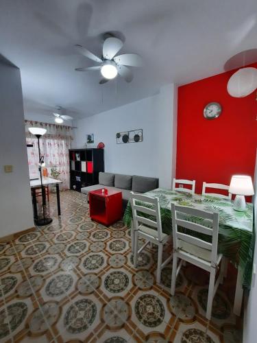 Habitaciones En Mi Piso Del Centro De Huelva — Huelva