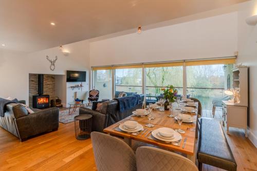 Firecrest in Stow On The Wold, United Kingdom