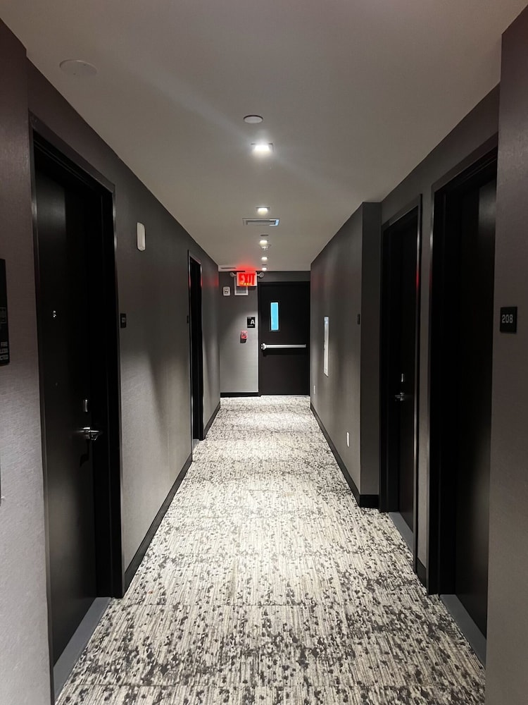 Hotel Mirage Brooklyn - photo 14