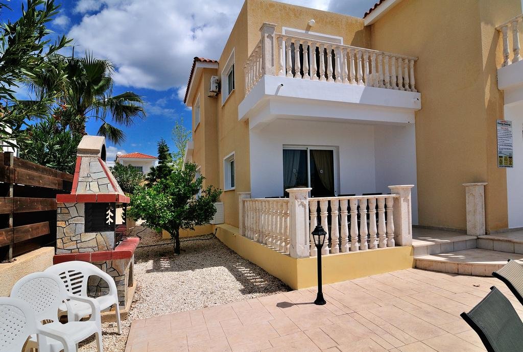 Villa Estia — 4-Star Luxury Hotel in Pegeia, Cyprus