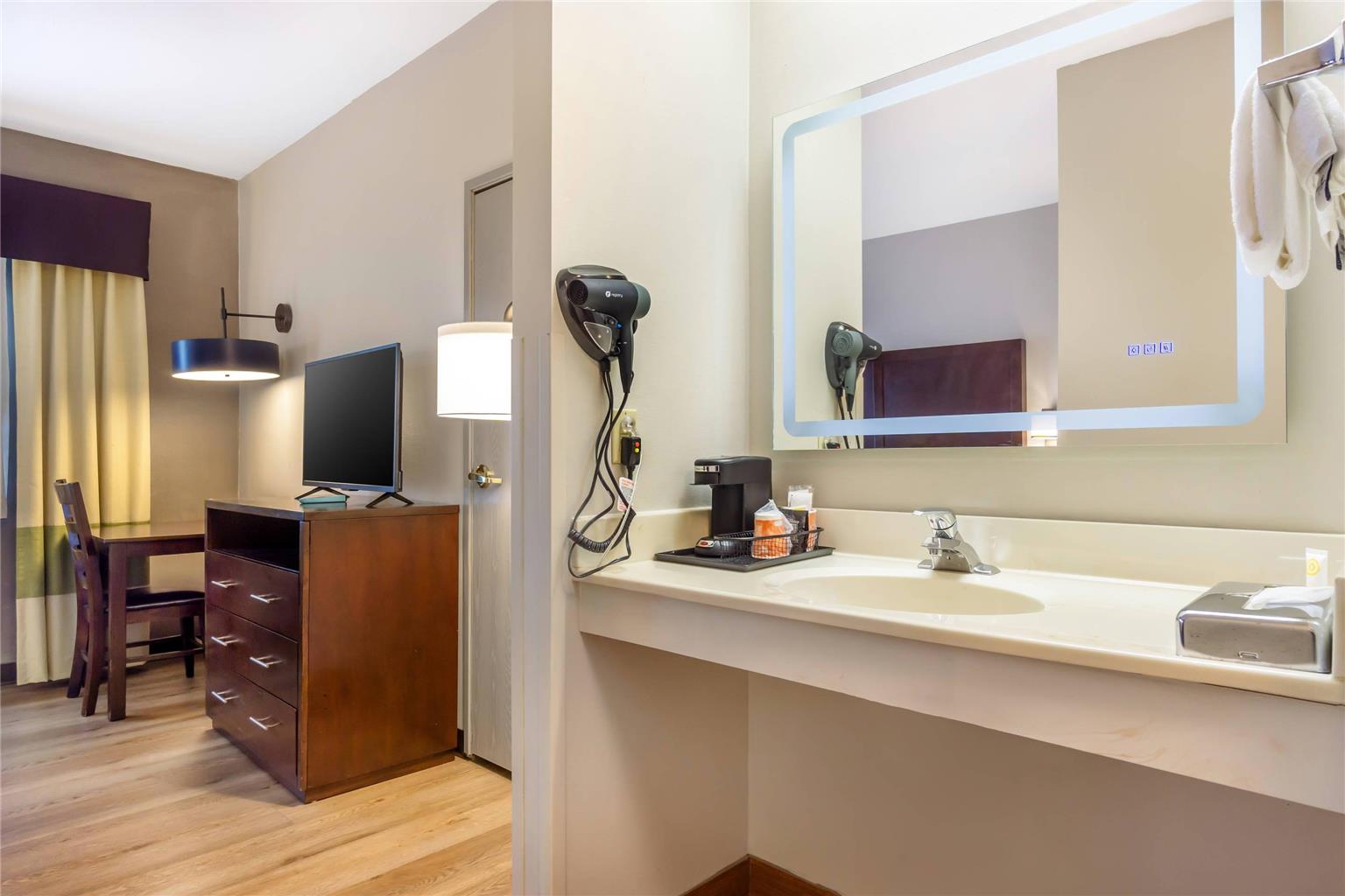 Comfort Inn Federal Way Seattle - photo 18