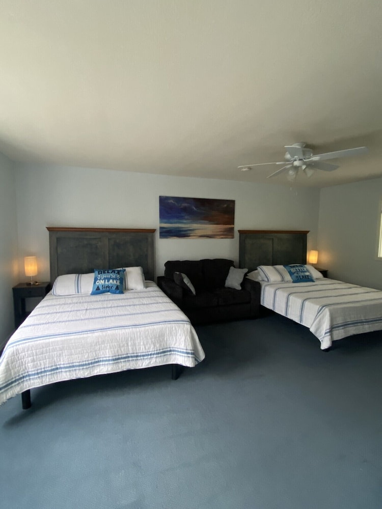 Lakeside Country Inn — Cache Creek — photo 4
