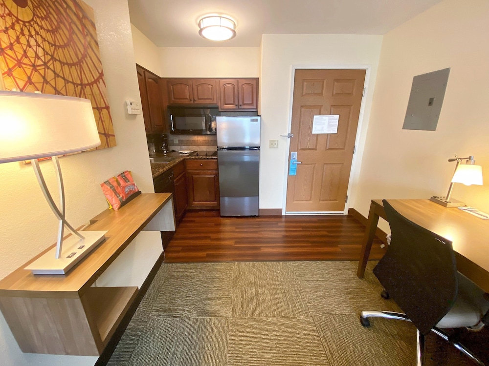 Staybridge Suites Great Falls by IHG - photo 27