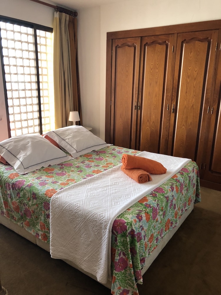 Apartamentos La Mar — 4-Star Luxury Hotel in Altea, Spain