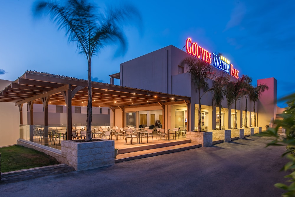 מזון ומשקאות