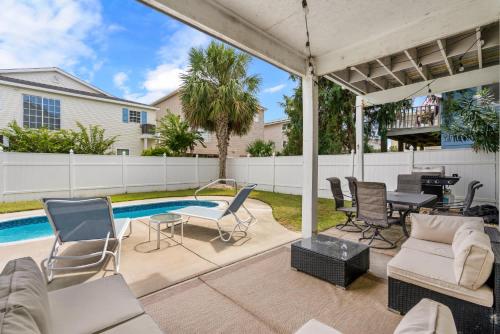 Beach House with Pool North Myrtle Beach — 4-Star Luxury Hotel in Myrtle Beach, United States