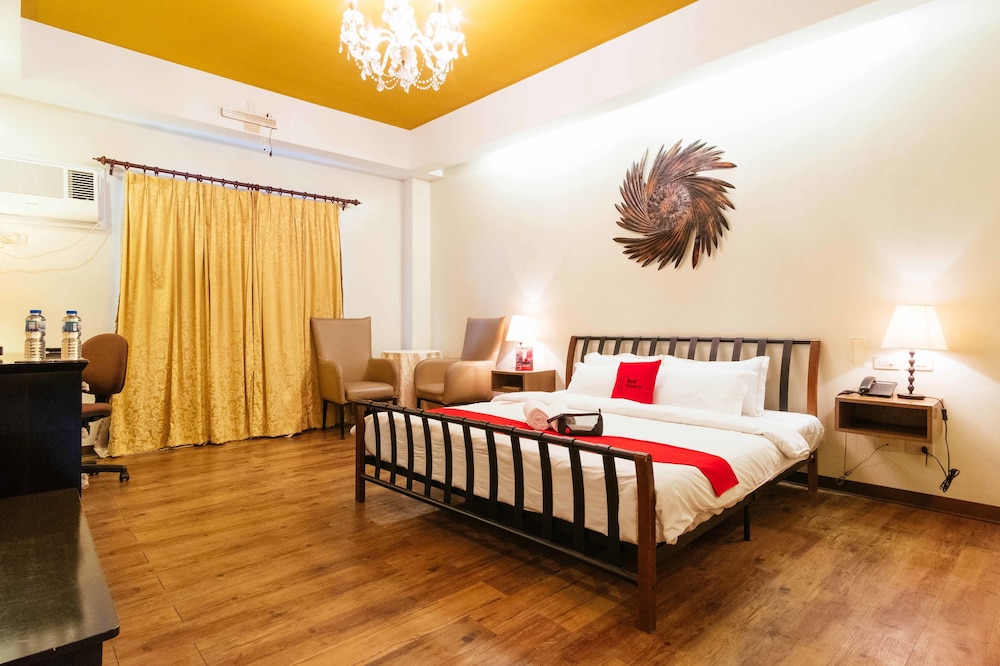 RedDoorz Plus near Abreeza Mall Davao in Davao, Philippines