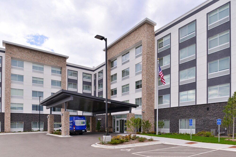 Holiday Inn Express & Suites Mall of America MSP Airport by IHG - photo 53
