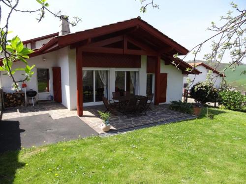 Halkeya - carbon neutral hotel in Itxassou