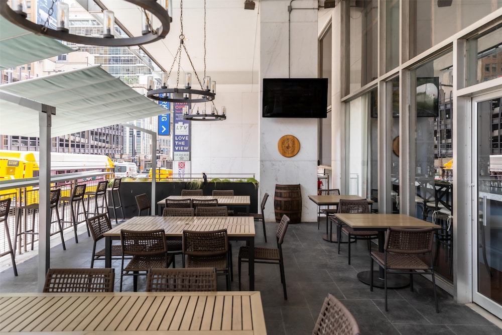 Hilton Garden Inn Downtown Dallas - photo 64