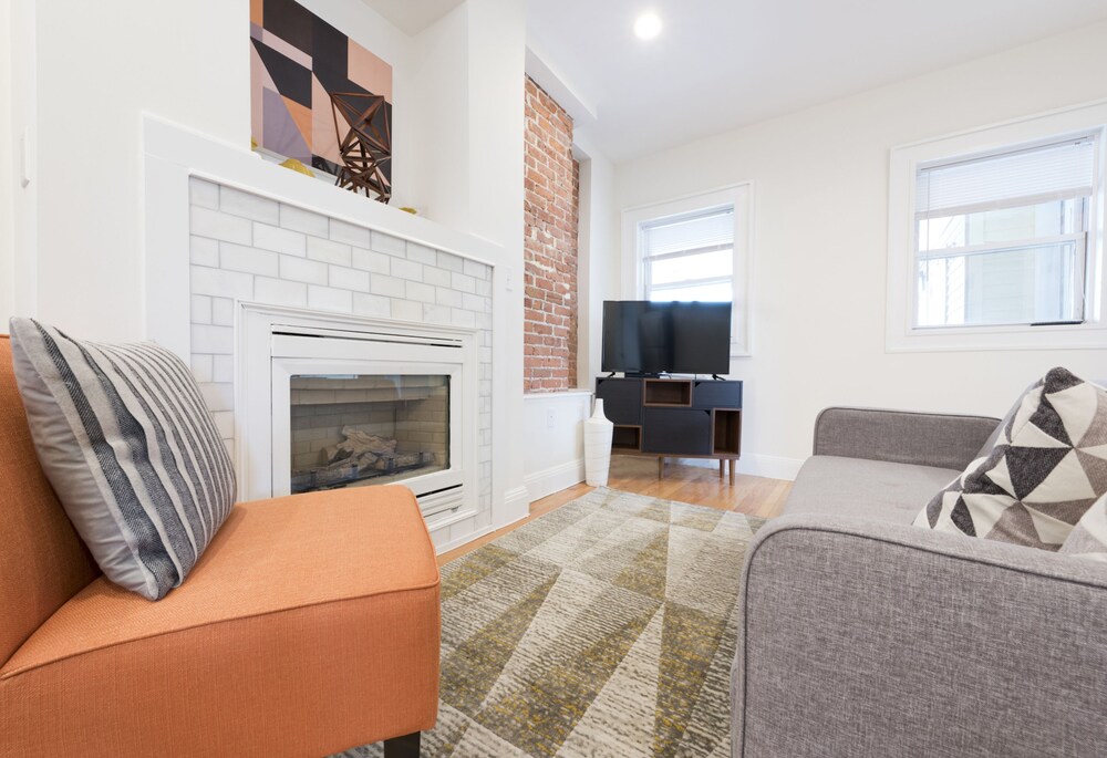 Hip 3BR in Allston by Sonder - photo 11