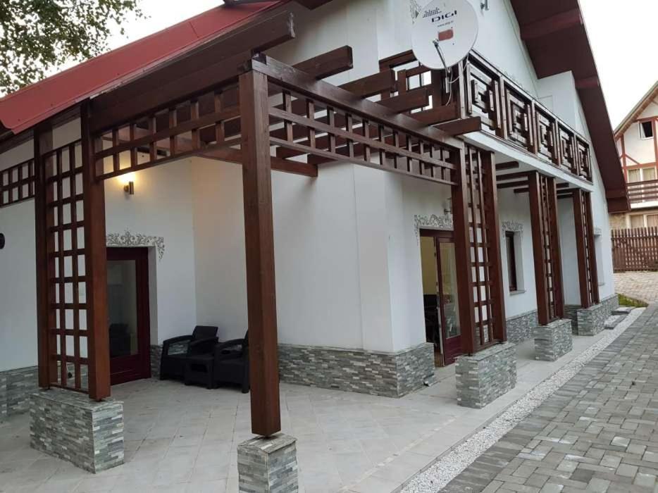 Cabana Vanatorilor Din Valiug — hotel in Valiug