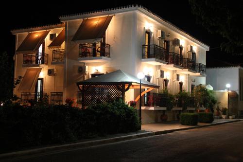 Hotel Aris - carbon neutral hotel in Methoni