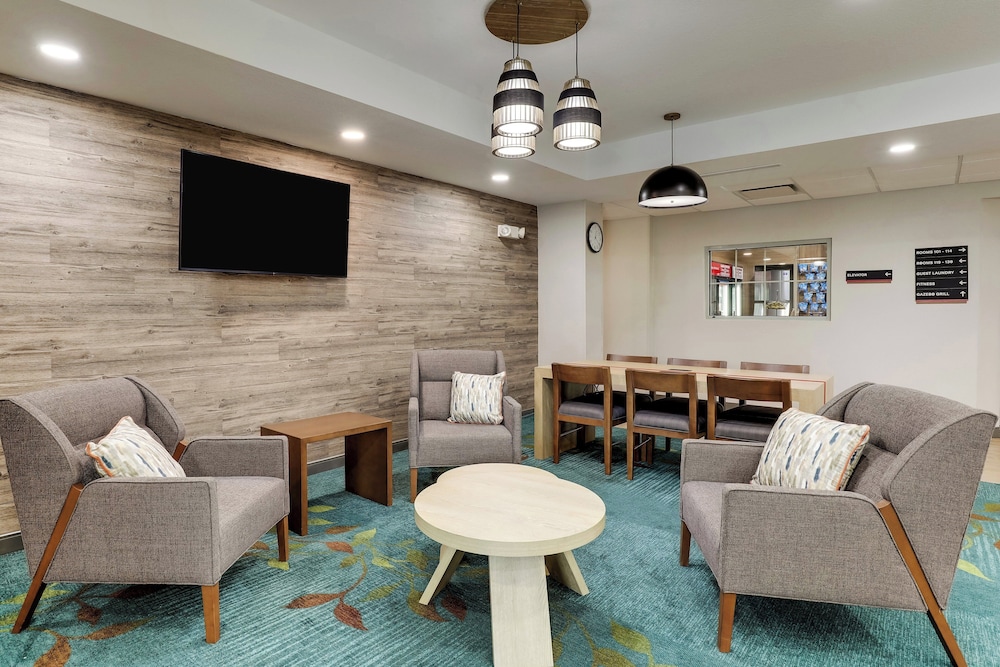 Candlewood Suites Lexington by IHG - photo 55