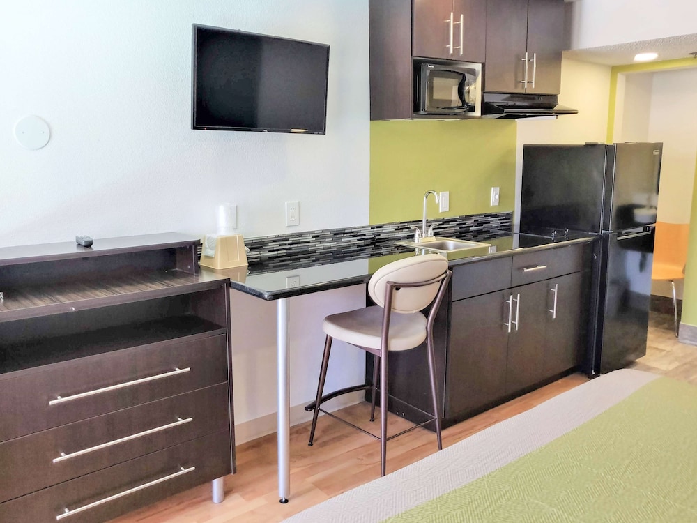 Studio 6 Fresno CA Extended Stay - photo 19